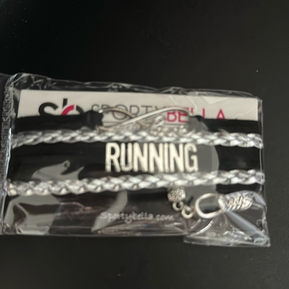 NEW Runner’s Bracelet - OSFM w/Adjustable sizing